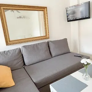 https://casa-hercules-studio.es-andalucia.com